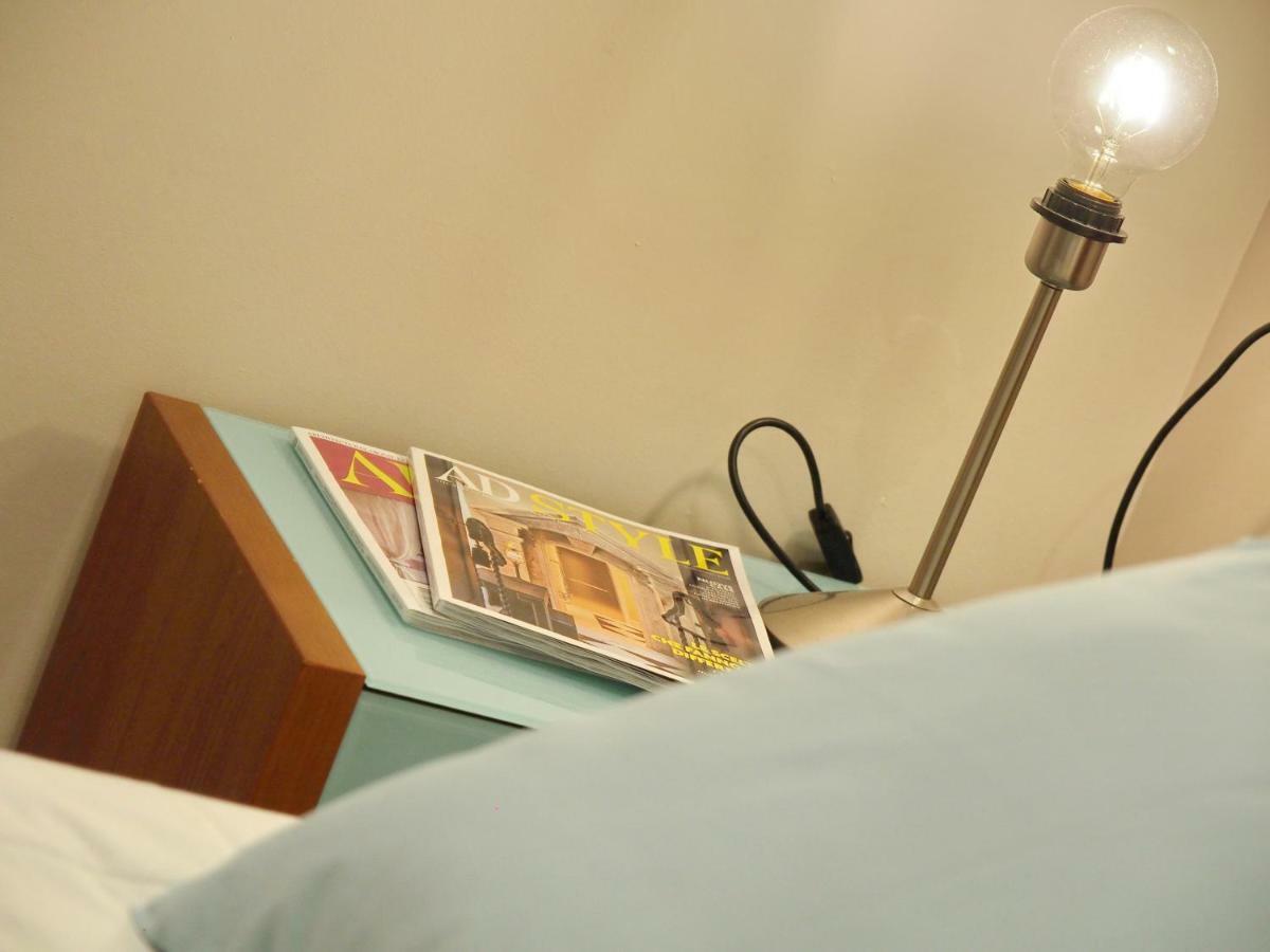 Apartment Telefon *